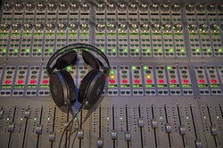 Audio-Technica ATH-R70X Arkası Açık Profesyonel Referans Kulaklık - 3